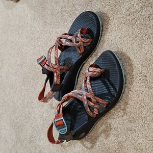 Women's Size 10 Chacos
